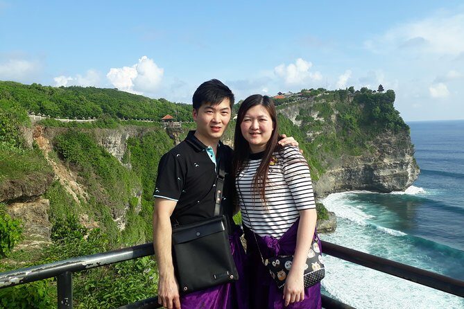 Amazing 4 Day Bali Tour Packages - Day 3 in the east: Tukad Cepung, Lempuyang views, and Tirta Gangga