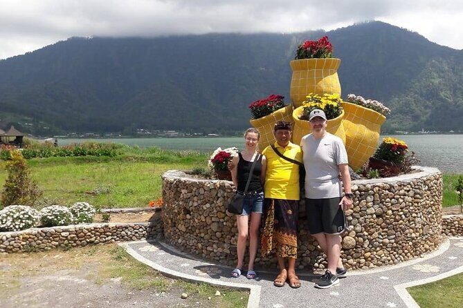 Ancient Temples and Jatiluwih Rice Terrace Private Tour - Taman Ayun Temple: Gardens, Not Just Stone