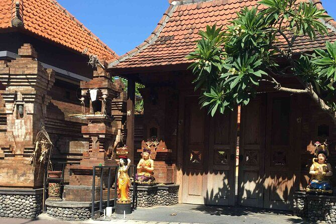 Backlanes and Hidden Sites: A Self-Guided Audio Tour in Seminyak - How this self-guided Seminyak walk really works