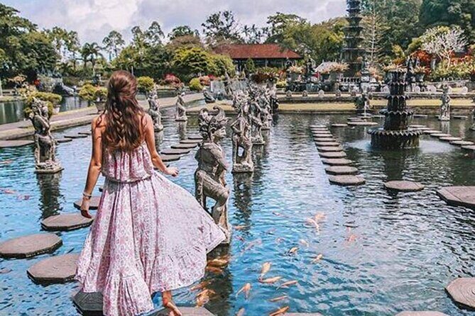 Bali 3 Days Private Tour-Bali Highlight - Day 2 on the east side: Lempuyang views, Tirta Gangga, Tenganan, and Goa Lawah
