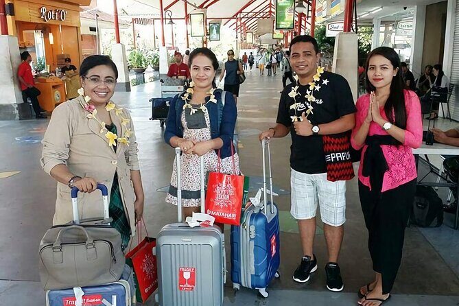 Bali Airport to/from Sanur, Nusa Dua, Jimbaran and Uluwatu - The meet-up plan at Bali/Denpasar Airport: early waiting and a clear handoff