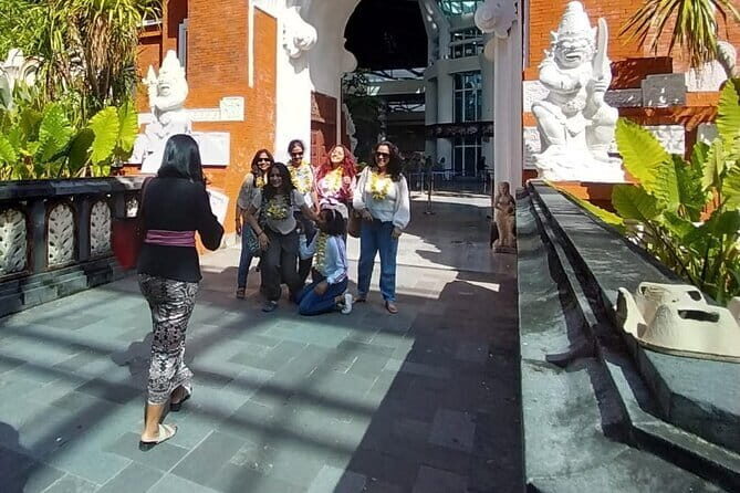 Bali airport transfer check in or check out Ubud area - Private Transfer Value: What $25 per Group Really Covers