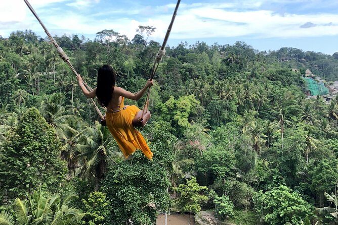 Bali Beautiful Insta with Real Bali Swing - Stop 1: Handara Iconic Gate for the mountain backdrop self-frame