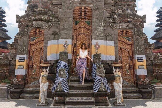 Bali: Bedugul Temple, Banyumala Waterfall, UNESCO Rice Terrace - Morning pickup from Seminyak: the part that saves your energy