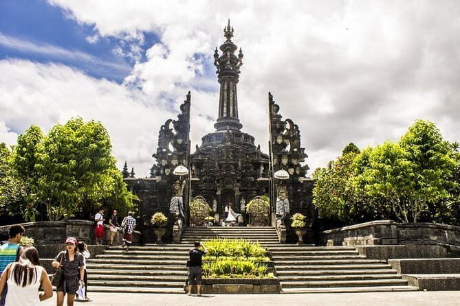 Bali Car-Charter: Half Day Denpasar City Tour - A Half-Day Denpasar Tour with Pickup from Seminyak and Beyond