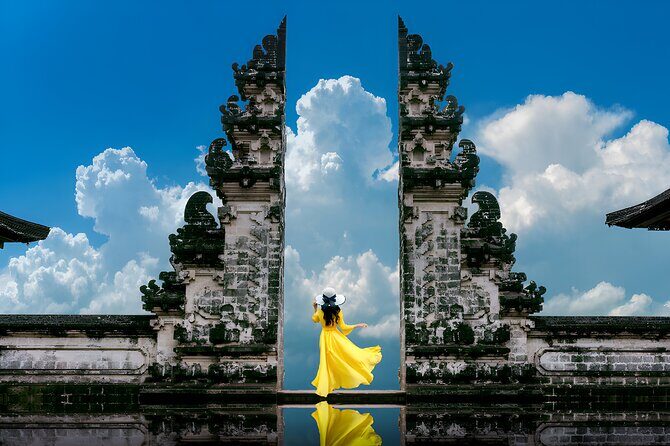 Bali Car-Charter: The Gates of Heaven Bali Tour - Taman Ujung Sukasada: a second water palace with its own feel