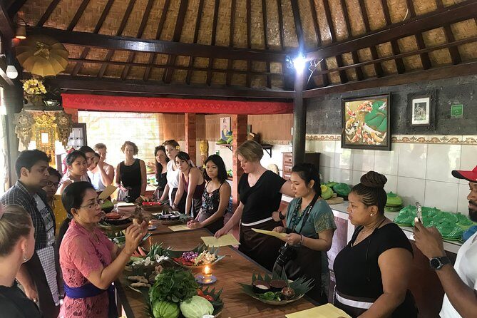 Bali Cooking Class Experience with All Inclusive - Balinese offerings lesson: understanding the ritual behind the food
