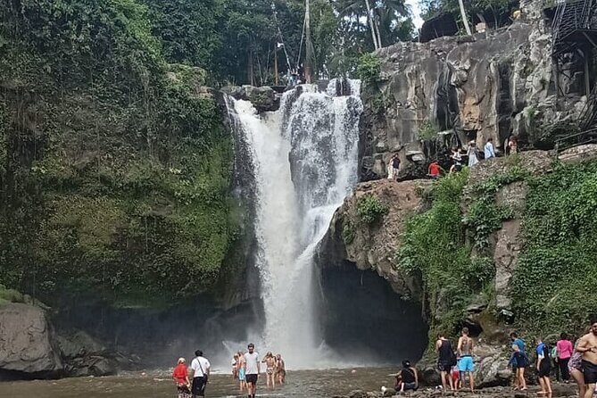Bali Culture And Spring Temple Private Guided Tour - Tegenungan Waterfall: afternoon light, big views, and practical photo time