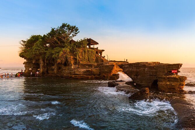 Bali Day Trip to Ubud Highlight Tour and Tanah Lot Temple - Pickup From Seminyak and the Comfort Factor in an A/C Car