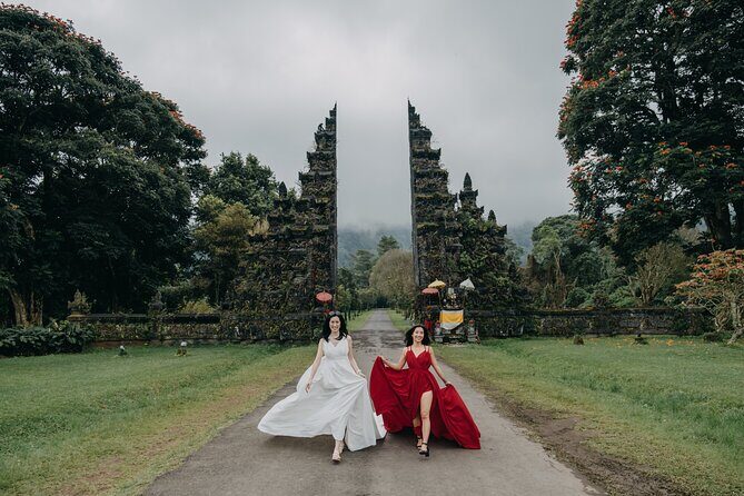 Bali Flying Dress VIP Ubud Photoshoot (Private with Professional Photographer) - Quick hits before you book