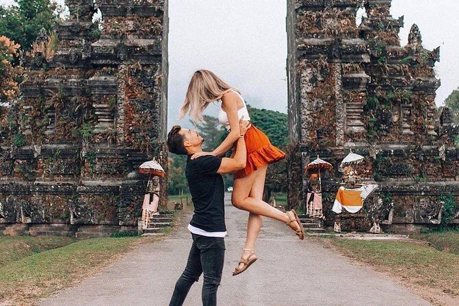 Bali Full Day Tour | Individual Route in Bali | Bali Guide | Free Wi-Fi - Tirta Empul Temple: sacred spring water for purification