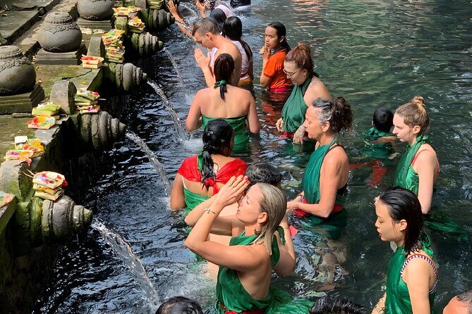 Bali Full Day-Tour: Ubud Sightseeing Trip - Your route in plain order: ridge, monkeys, rice terraces, temples, waterfall