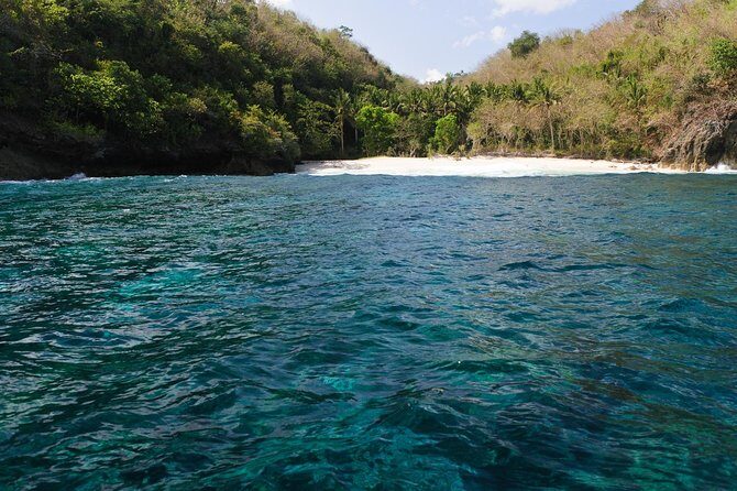 Bali Hai - Aristocat Sailing Cruise - Boarding Aristocat in Benoa: crossing to Lembongan with snacks