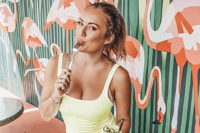 Bali Instagram Foodie Experience (Private Tour) - Neon Palms Dinner With Cocktails: Where the Day Lands