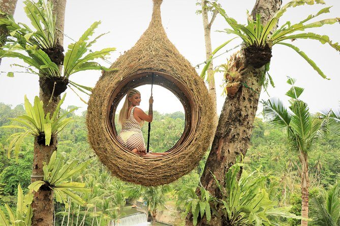Bali Jungle Swing and White Water Rafting All Inclusive - Two adrenaline hits: Bali Jungle Swing meets Ayung River rafting