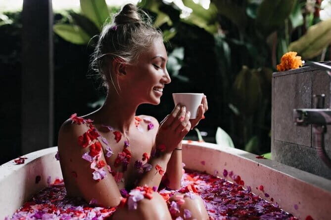 Bali Kuta Luxury Spa Massage Scrub Flowerbath 2 Hour treatment - Quick highlights