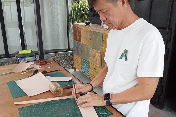 Bali Leather Craft Workshop - 6 hours ( canggu / seminyak) - Value check: is $46 worth it?