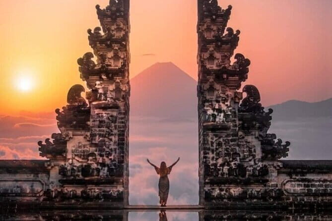 Bali Lempuyang Temple with Blue Lagoon Snorkeling - Pickup and timing from Seminyak: getting the best light without losing the day