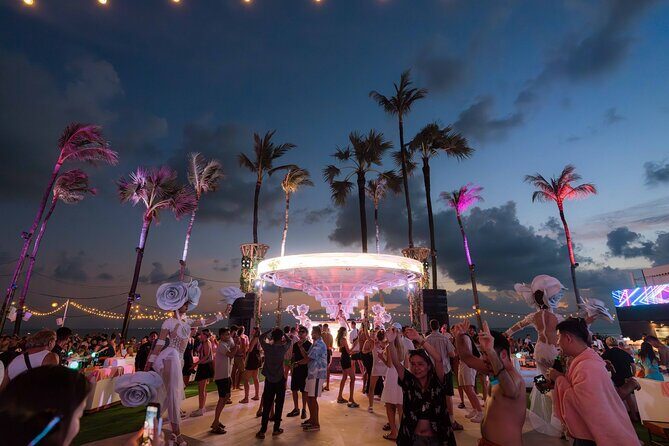 Bali Nightlife Tour: Seminyak & Canggu Bars, Clubs with Transport - What You Get: Bilingual Host, Transport Between Stops, and a Mobile Ticket