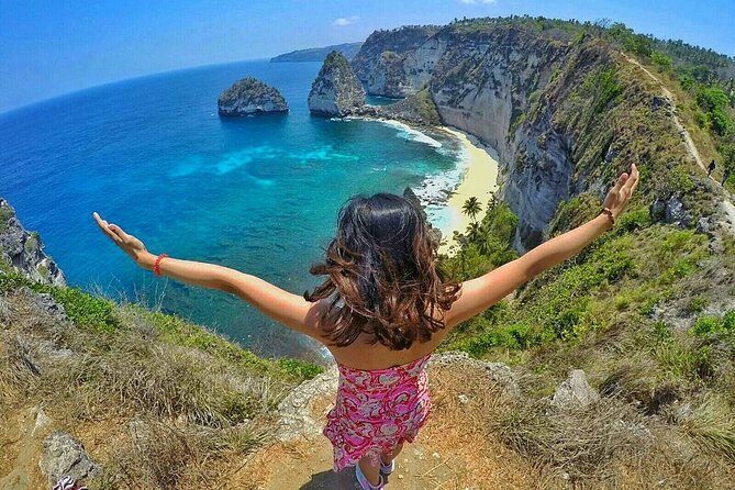 Bali-Nusa Penida. East Part. Private car. All-inclusive - Atuh Beach: Cliff Walls, Calm Bay, and the Art of Short Walks