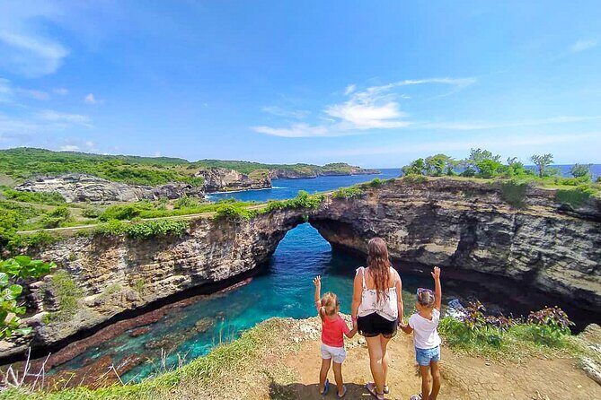 Bali-Nusa Penida. West Part. Private car. All-inclusive - The driver makes or breaks the day