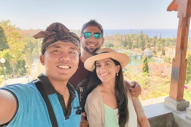 Bali Private Car Charter with English Speaking Driver Or Guide - English-speaking driver-guide: more than just transportation