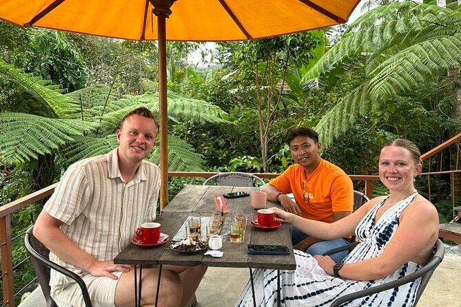 Bali Private Driver & Tour Guide - Why a Seminyak private driver beats white-knuckle navigation