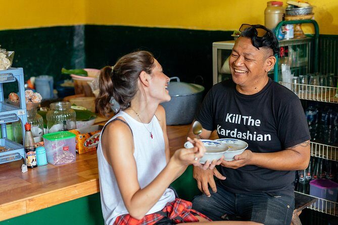 Bali Private Food Walking Tour With Locals: The 10 Tastings - Private guide tips: when this format really pays off