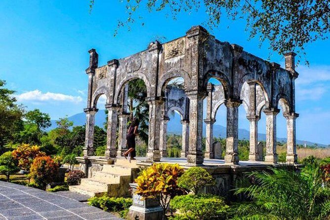 Bali Royal palaces (observe tour) - What kind of traveler this suits best