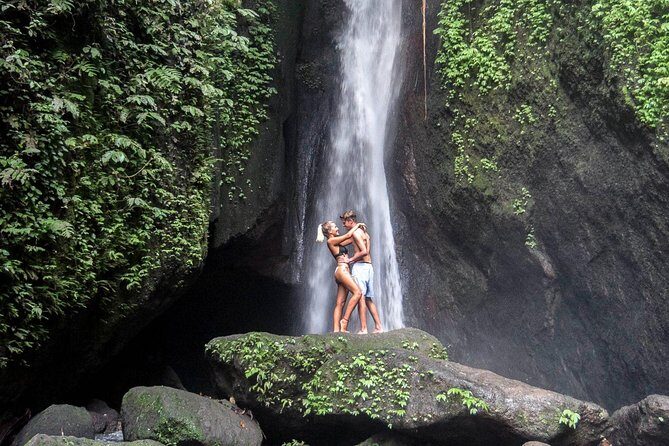 Bali Secret Waterfall Tour - Private and All-Inclusive - Jatiluwih, Ulun Danu Beratan, Ubud, and Monkey Forest Passes