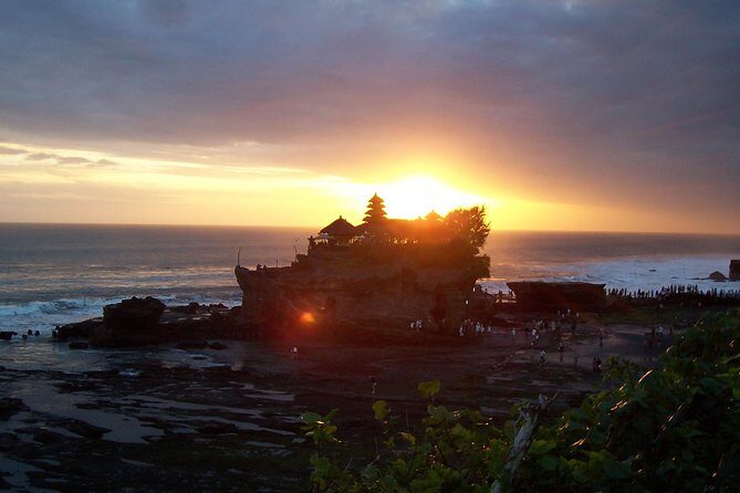 Best Bali Package Tour: 4 Days with Airport or Hotel Transfer - Day 3: Royal temples, Bedugul lakes, UNESCO rice terraces, and Tanah Lot sunset