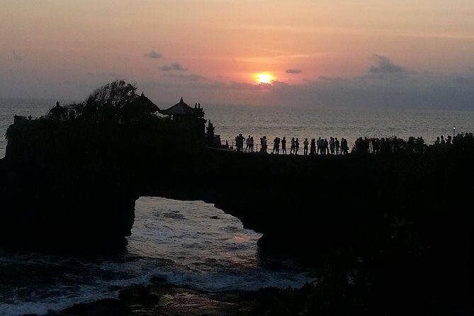 Best of Bali Tanah Lot & Uluwatu Temple Tour Package - Transportation and timing: private pace, long day, smart logistics