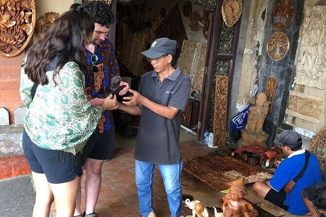 Best Of Ubud And Tanah Lot Temple Private Guide Tour - Stop 2: Taman Ayun Temple’s ponds and temple details