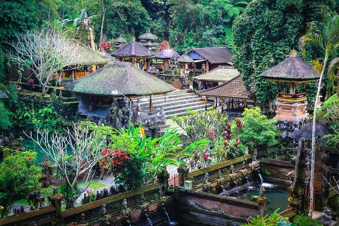 Discover Ubud: 2 Days Ubud Private Tour - Lunch at D Alas Warung: where you rest and still keep moving