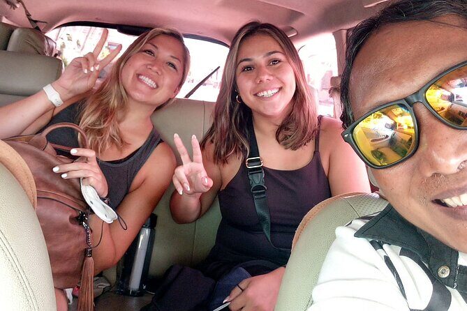 Experts Bali Driver : Best Bali Private Driver for Tour in Bali - Monkey Forest and animal encounters: fun, but manage your stuff
