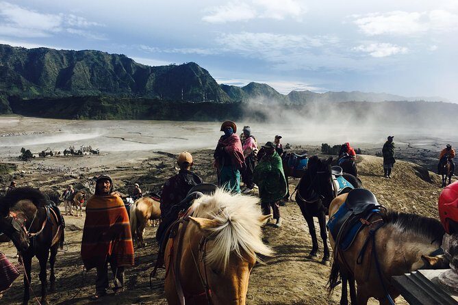 From Bali : Bromo & Kawah Ijen – 3-Day Adventure - Day 2: Mt. Bromo Sunrise With 4x4 Jeep Transport and 250 Steps