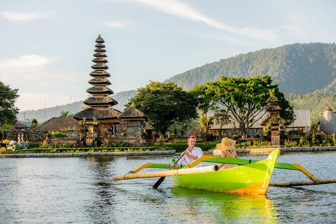 Full-day Ubud Private tour : Cultural Heritage - Tirta Empul Temple: sacred spring water and the Melukat question