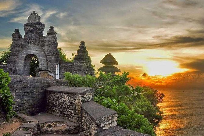 Halfday Tour:Uluwatu Temple,Kecak Dance and Dinner Jimbaran Beach with Transport - Kecak and Fire Dance: optional, timed, and paid separately