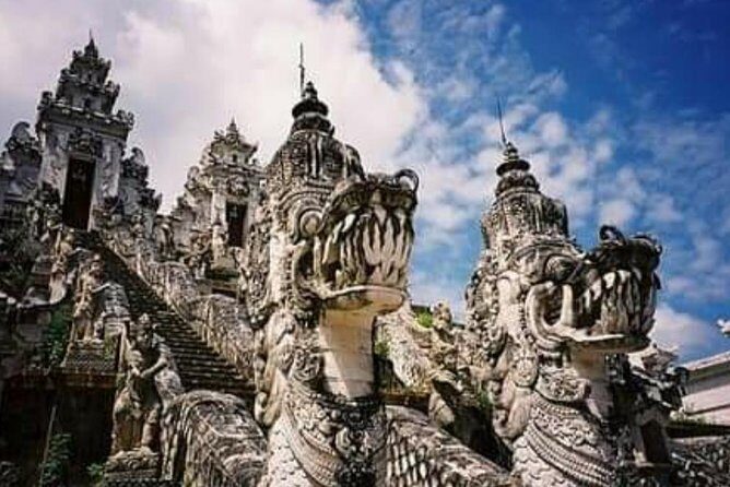 Lempuyang Temple Entrance Ticket All Inclusive - Step-by-step: what the Lempuyang stop feels like