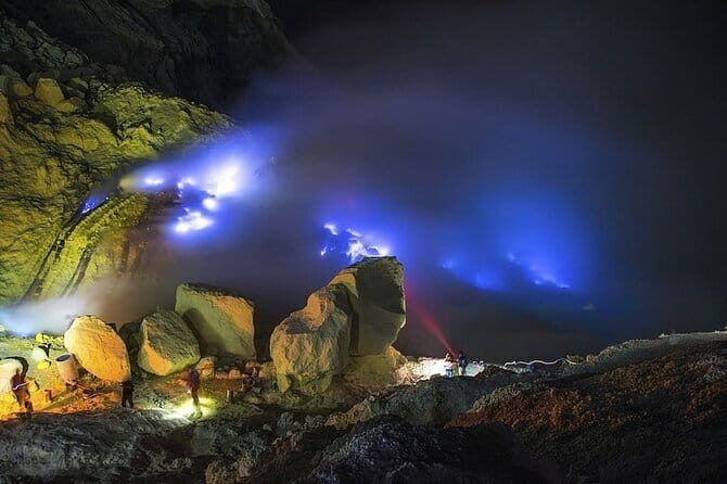 North Bali highlights: Buddhist temple, Waterfall & hot spring - Price and What Makes It Good Value