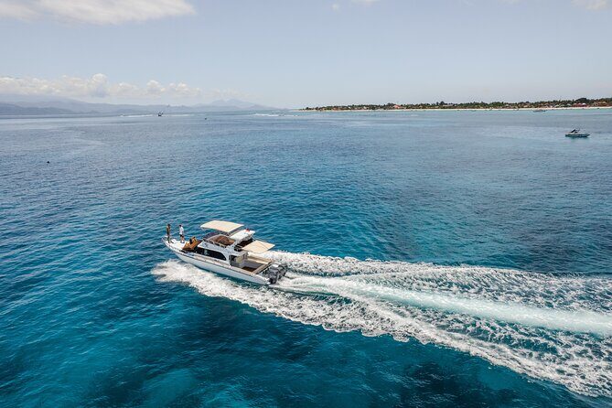 Nusa Penida Full Day Tour by Riki J Yacht 13 meters - The car tour and lagoon cruising: how the land views fit in