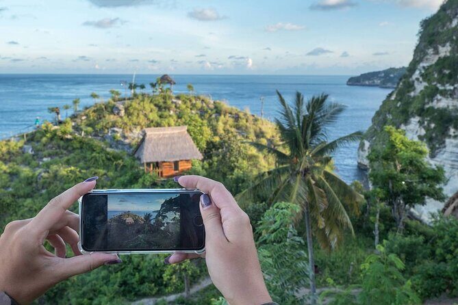 Nusa Penida Instagram Tour. West & East. All-inclusive - Stop 2: Broken Bay (Pasih Uug) and the huge rock-pool look