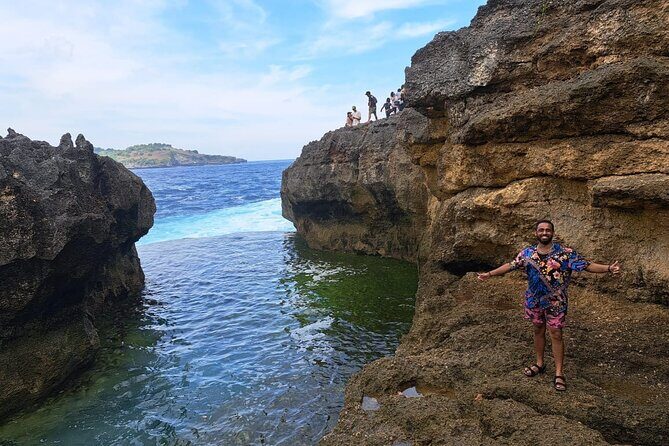 Nusa Penida West Trip All Inclusive - Pasih Uug Beach: cliffs, coastline edges, and time to roam