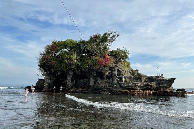 Private Full-Day Tour in Bali & FREE WIFI - Who Your Driver/Guide Makes or Breaks the Day