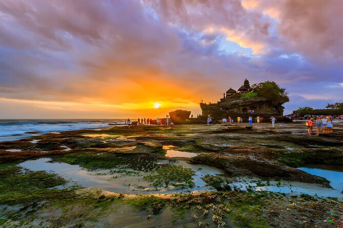 Private Full-Day Tour: Ulun Danu Beratan Temple, Jatiluwih and Tanah Lot Temple - Private door-to-door Bali driving: why this route feels easier