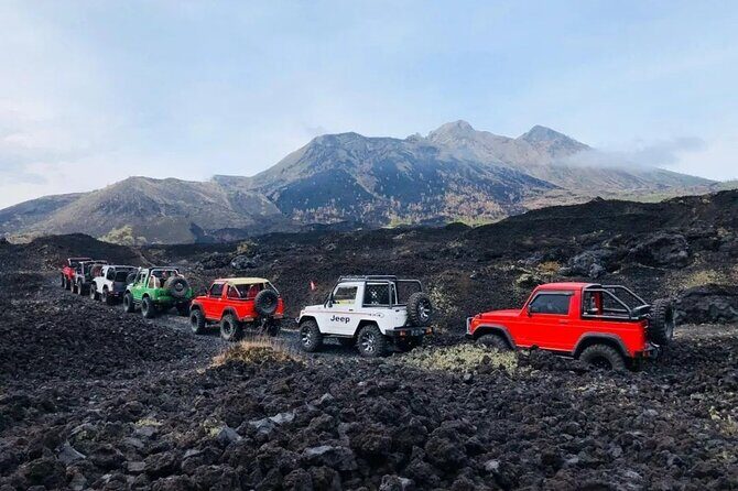 Private Mount Batur Jeep Sunrise all inclusive - Mount Batur sunrise: where the colors matter