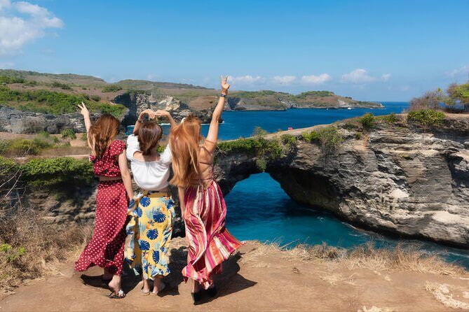 Private Tour West Nusa Penida with T-Rex Beach - Atuh Beach and Molateng Treehouse: the photo finish you’ll feel happy about