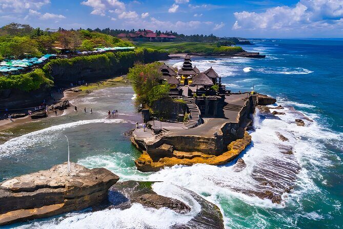 Tanah Lot and Uluwatu Temple Tour - Bali Full Day Sightseeing Tours - Stop 5: Kecak and fire dance, ticket included