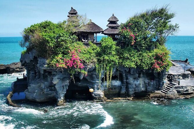 Tanah Lot Tour & North Bali Tour : All-Inclusive Best Experience - Pura Batu Bolong: The Rock With a Hole Under the Temple