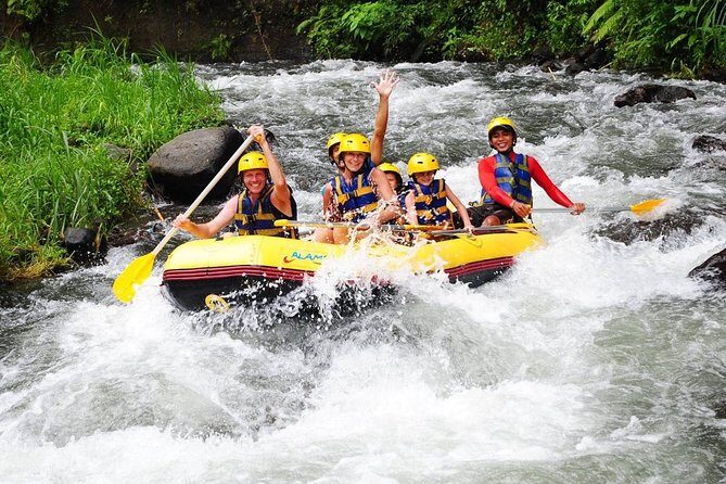 Telaga Waja River Rafting Bali & Zipline (Less Stairs) - Lunch, shower, towels: what happens after the splash